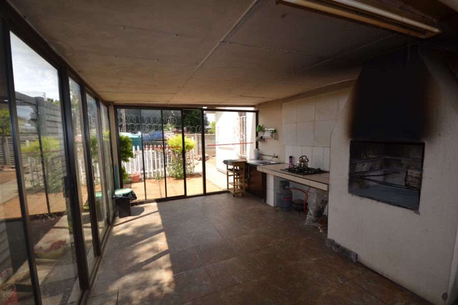 4 Bedroom Property for Sale in Jan Cillierspark Free State